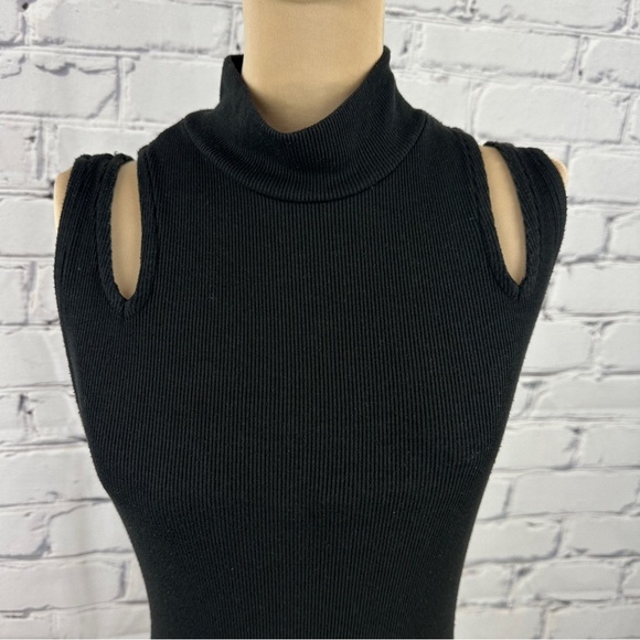 Free people Nothing But Rib Thong Bodysuit Black Medium Shoulder Cutouts - Picture 6 of 13